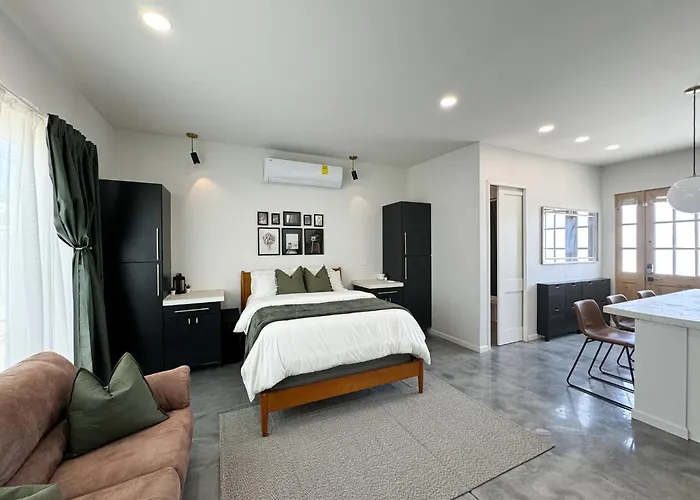 Retreat In Phoenix, Arizona